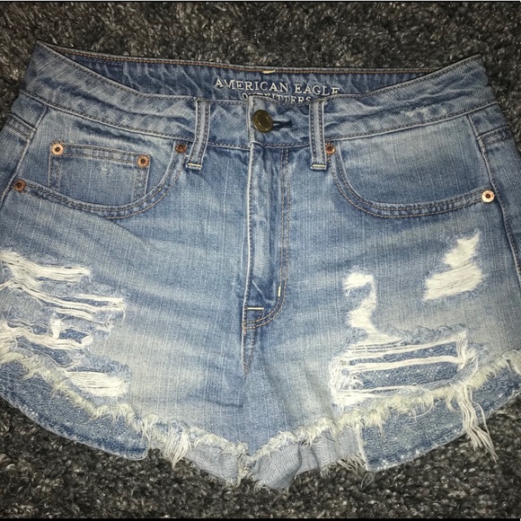 American Eagle Shorts - Picture 1 of 3